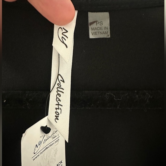 NY Collection Classic Black, Petite 3/4 Sleeve Belted Jumpsuit, Size Small NWT - Picture 8 of 13